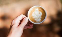 Vendas de café caem 3%, embora canadenses ainda visitem cafeterias