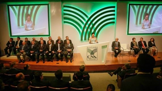 Cerimônia de Posse da Diretoria e Conselho Fiscal da CNA para o triênio 2014 – 2017/ Crédito: Gustavo Fröner