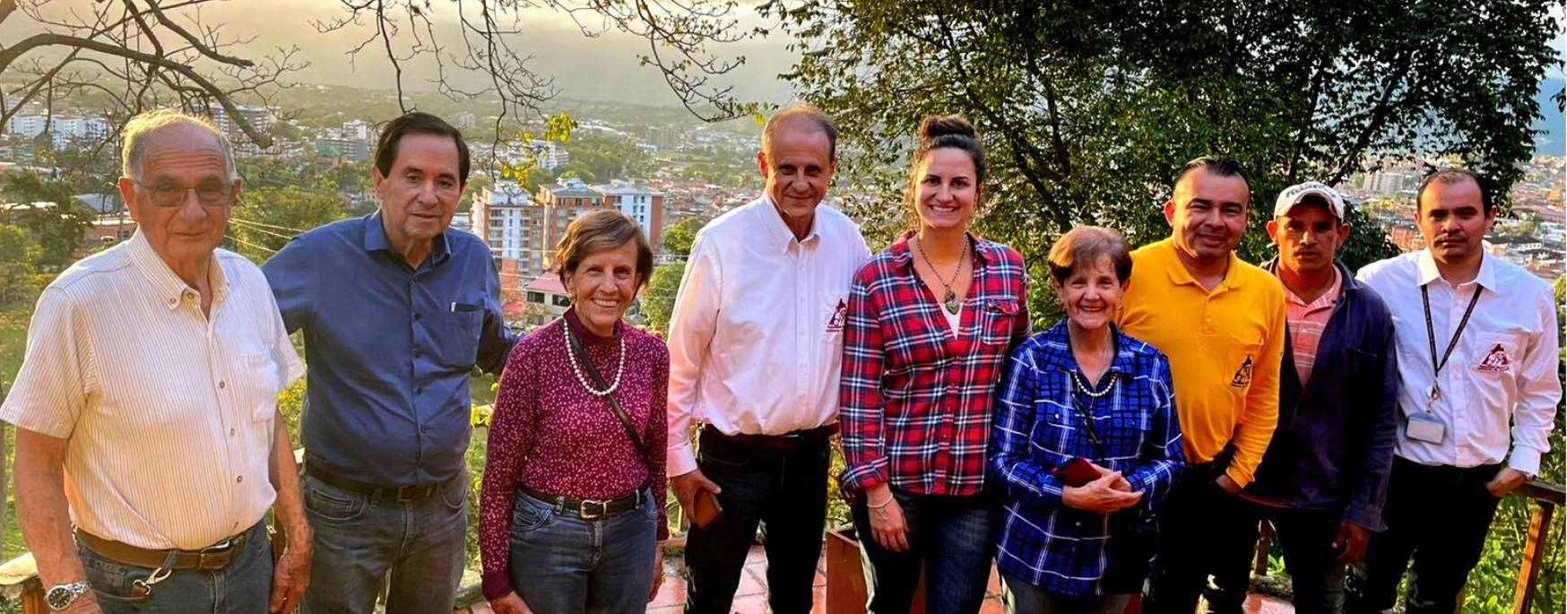 Conselho Nacional do Café visita lavouras de café na Colômbia