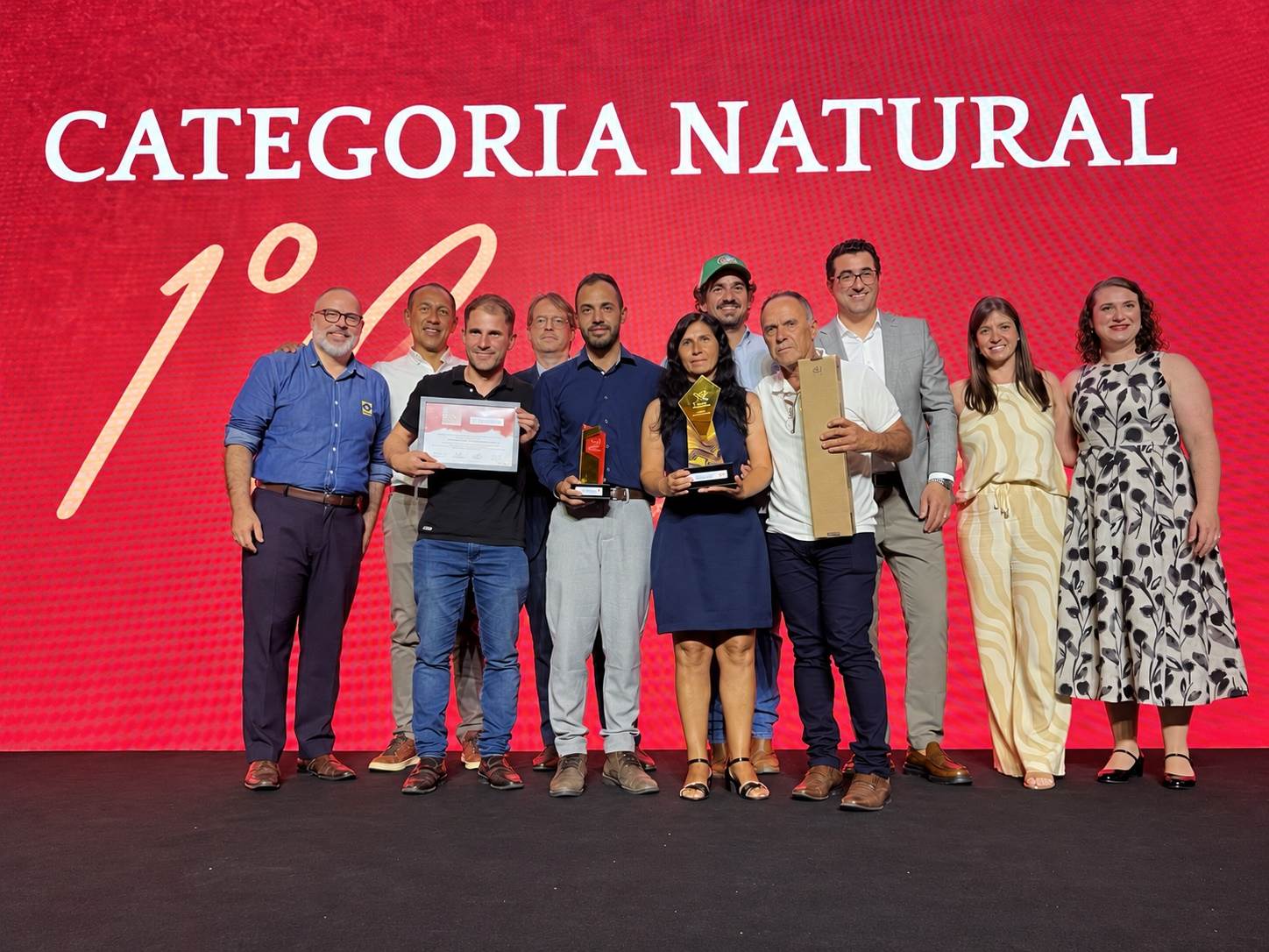 Mantiqueira de Minas conquista as três categorias do Cup of Excellence 2026