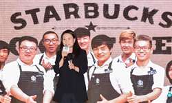 Starbucks marca nova era na China com fórum para funcionários