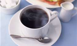 Consumidores tomam mais café arábica à medida que o preço cai