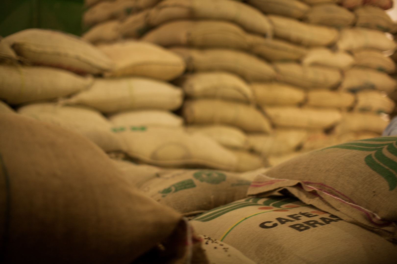 Desempenho do Brasil pode levar a perda da liderança no comércio exterior