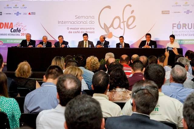 Foto: Bruno Lavorato / Café Editora