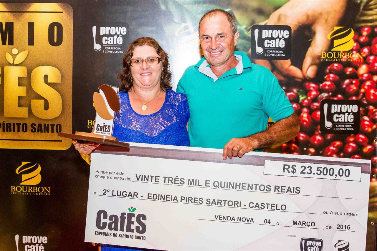 2º lugar – Edneia Pires Sartori – Castelo - R$2.350 por saca