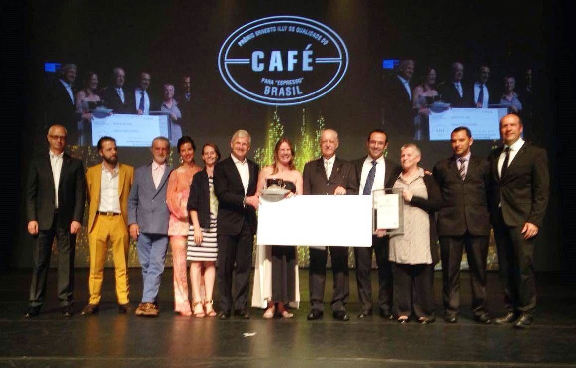 Juliana Tytko Armelin, de Ibiá (MG), conquistou o 1º lugar na Categoria Nacional // Foto: Clube Illy 