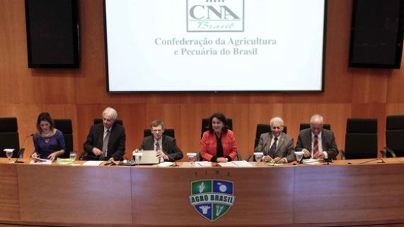 CNA aponta desafios da agropecuária brasileira em 2014