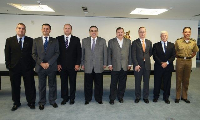 Governo discute ações de combate aos efeitos da seca no agronegócio mineiro